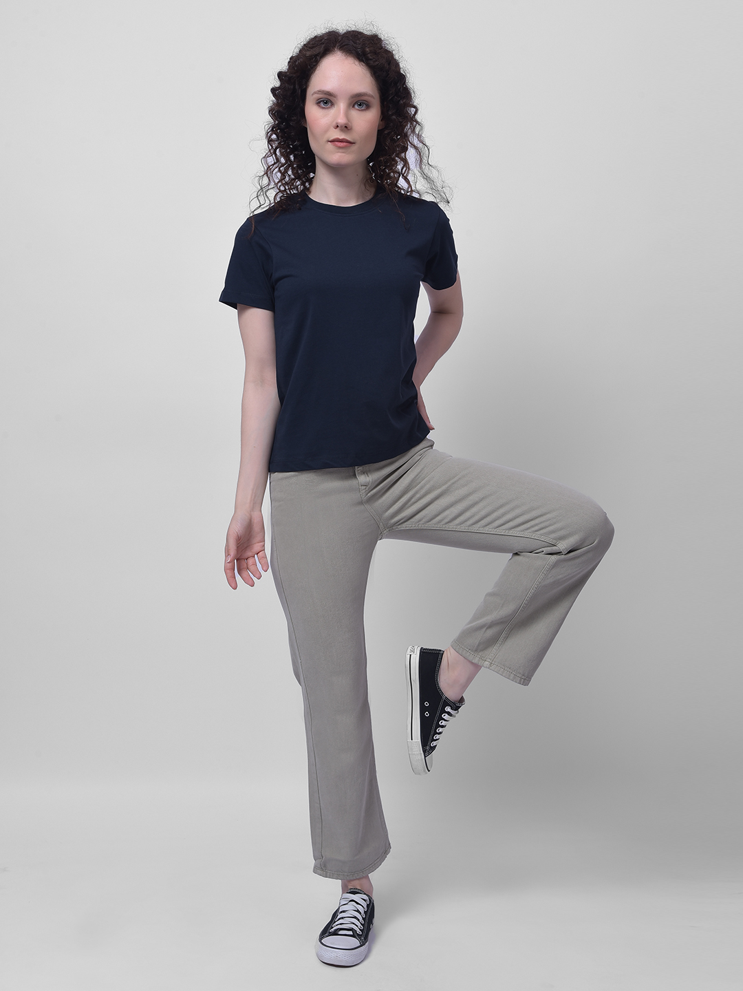 Numero Uno Women Grey Straight Fit Mid-Rise Sustainable Jeans